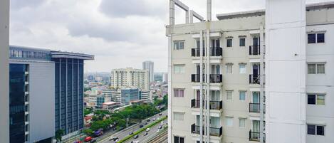 Studio Standard | Vue sur la ville