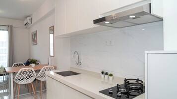 Standard Apartment | Private kitchen | Electric kettle