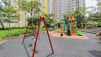 Children’s play area – outdoor