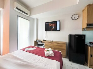 Standard Studio - Compact Studio Near Exit Tol Sidoarjo At Tamansari Prospero Sidoarjo Apartment (Sidoarjo)
