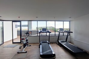 Fitness facility - Pleasurable And Tidy Studio At The Alton Apartment (Semarang)