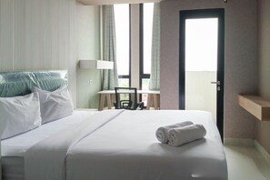 Standard Studio - Pleasurable And Tidy Studio At The Alton Apartment (Semarang)