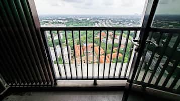 Studio Standar | Pemandangan balkon