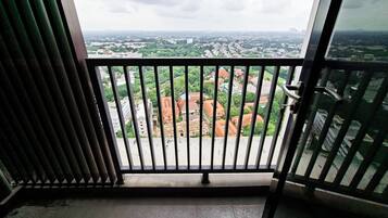 Standard Studio | Balcony