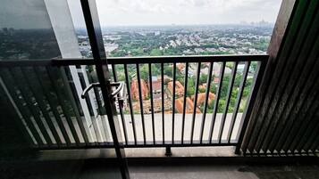 Standard Studio | Balcony