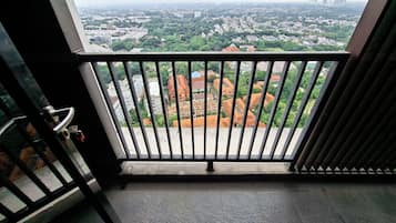 Studio Standar | Balkon