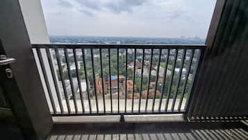 Apartemen Standar | Pemandangan balkon
