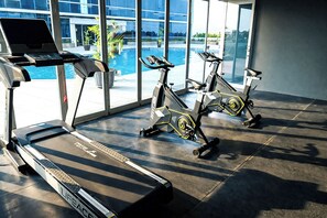 Fitness facility - Cozy Living Studio At The Square Surabaya Apartment (Surabaya)