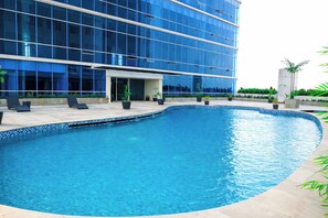 Piscina all'aperto