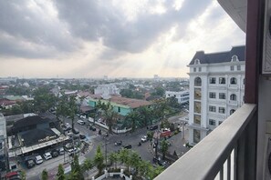 Standard Apartment | City view - Modern Look 2Br Apartment At The Wahid Private Residence (Medan)