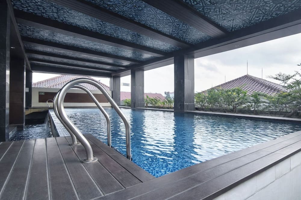 Modern Look 2Br Apartment At The Wahid Private Residence