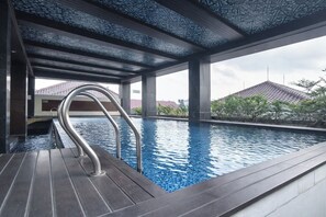Outdoor pool - Modern Look 2Br Apartment At The Wahid Private Residence (Medan)