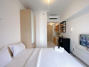 Interior - Comfy And Good Deal Studio Tokyo Riverside Pik 2 Apartment (Teluknaga)