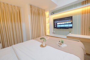 Standard Studio - Warm Minimalist Studio Room At Tokyo Riverside Pik 2 Apartment (Teluknaga)