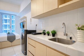 Interior - Neat Studio For 2 Pax At Tokyo Riverside Pik 2 Apartment (Teluknaga)