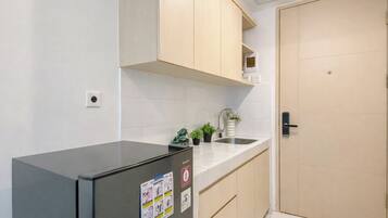 Standard Studio | Private kitchen | Electric kettle
