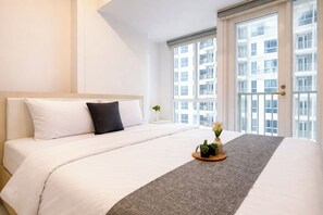 Standard Studio - Neat Studio For 2 Pax At Tokyo Riverside Pik 2 Apartment (Teluknaga)