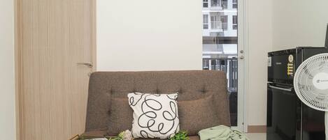 Standard Apartment | Living area