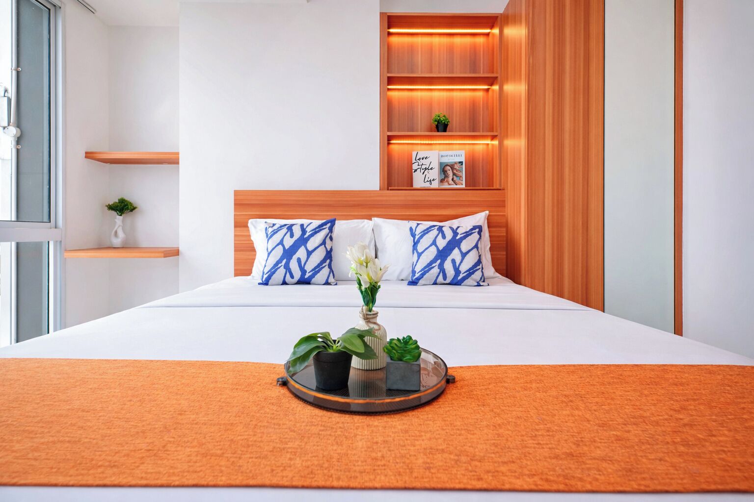 สแตนดาร์ดสตูดิโอ