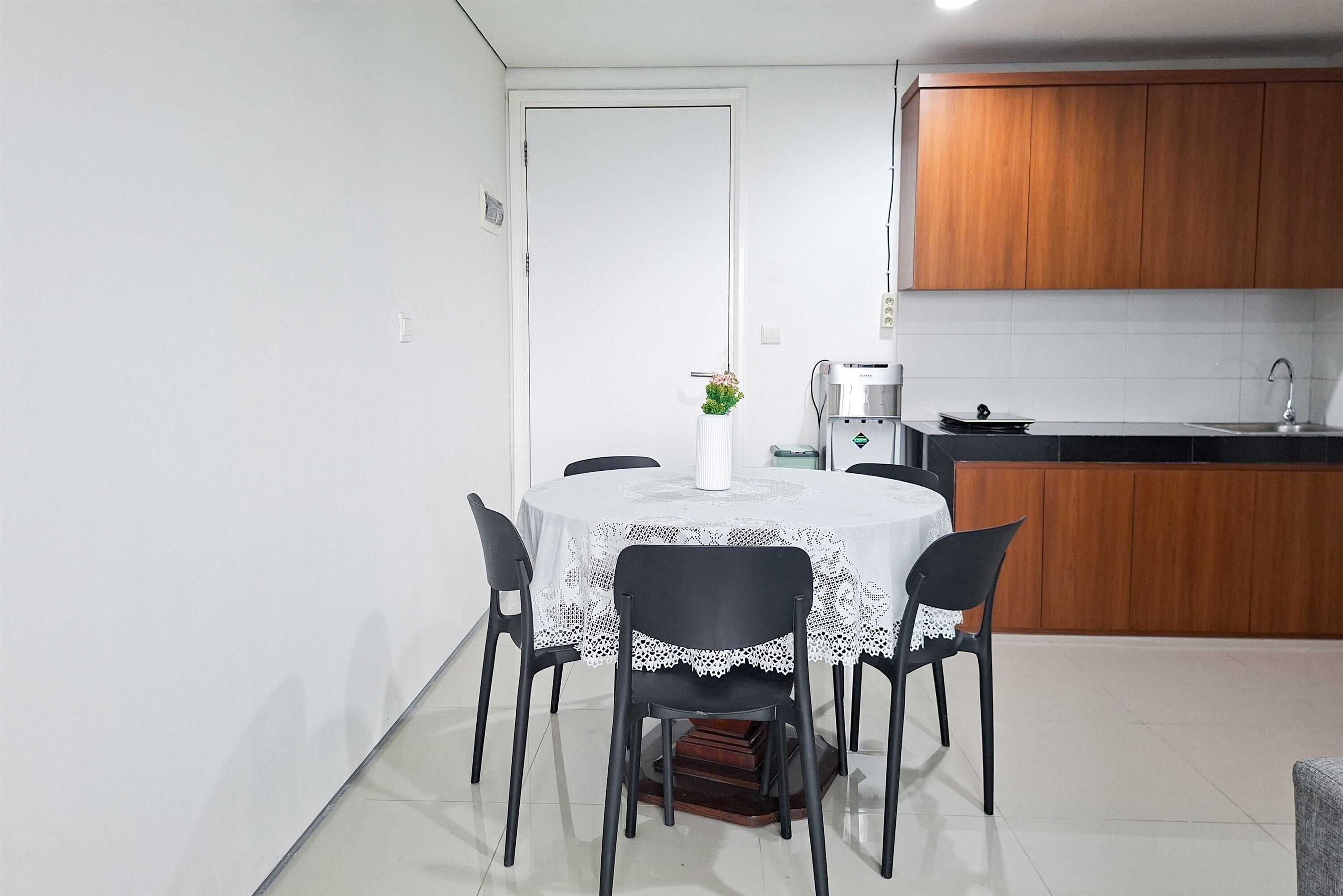 Standard Apartment | Dining room