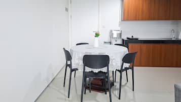 Standard Apartment | Dining room