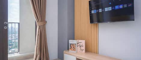 Standard Studio | Living area