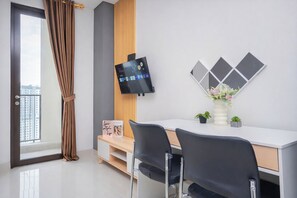 Studio Standar | Ruang makan