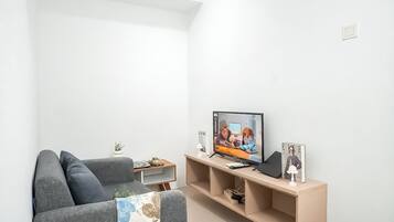 Standard Apartment | Living area