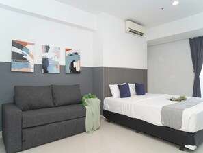 Interior - Cozy Stay Studio Room At West Vista Apartment (Jakarta)