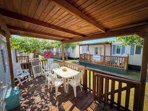 Outdoor dining - Il Pioppeto Camping Mobilehome Happy Comfort for 5 people (Vasto Marina)
