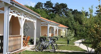 Apartment in Soulac-sur-mer Near Beach