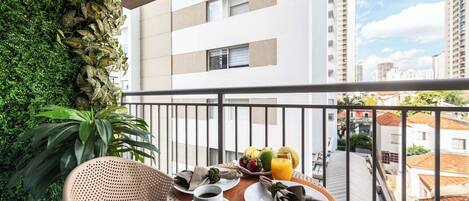 Comfort Apartment, Kitchen, City View | Outdoor dining