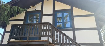 Arrive, relax and feel good. Idyllic location, close to the city center