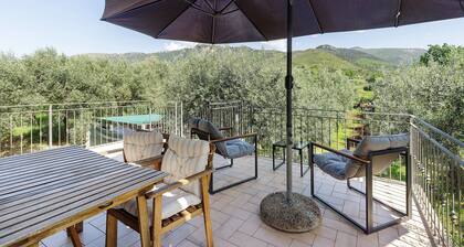 Apartment 'L'oasi Di Alice' with Mountain View, Wi-Fi and Air Conditioning
