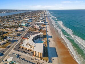 Beach - Hawaiian Inn 209 (Daytona Beach Shores)