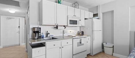 Appart'hÎtel, 2 grands lits, balcon (Hawaiian Inn 209) | Cuisine privée