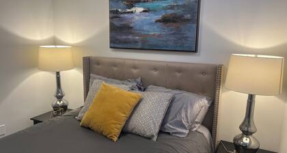 Rosemaryâs Cozy Corner - 2 Bedroom Suite w/Private Entry in Brighton