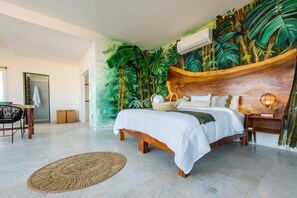 In-room safe, iron/ironing board, free WiFi - La Casa Blanca (Puerto Vallarta)