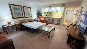 2 bedrooms, individually decorated, individually furnished