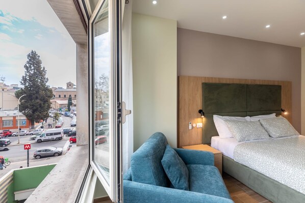 1 bedroom, in-room safe, iron/ironing board, WiFi - Maya Casa Verde - Premium Room in Central Rome (Rome)