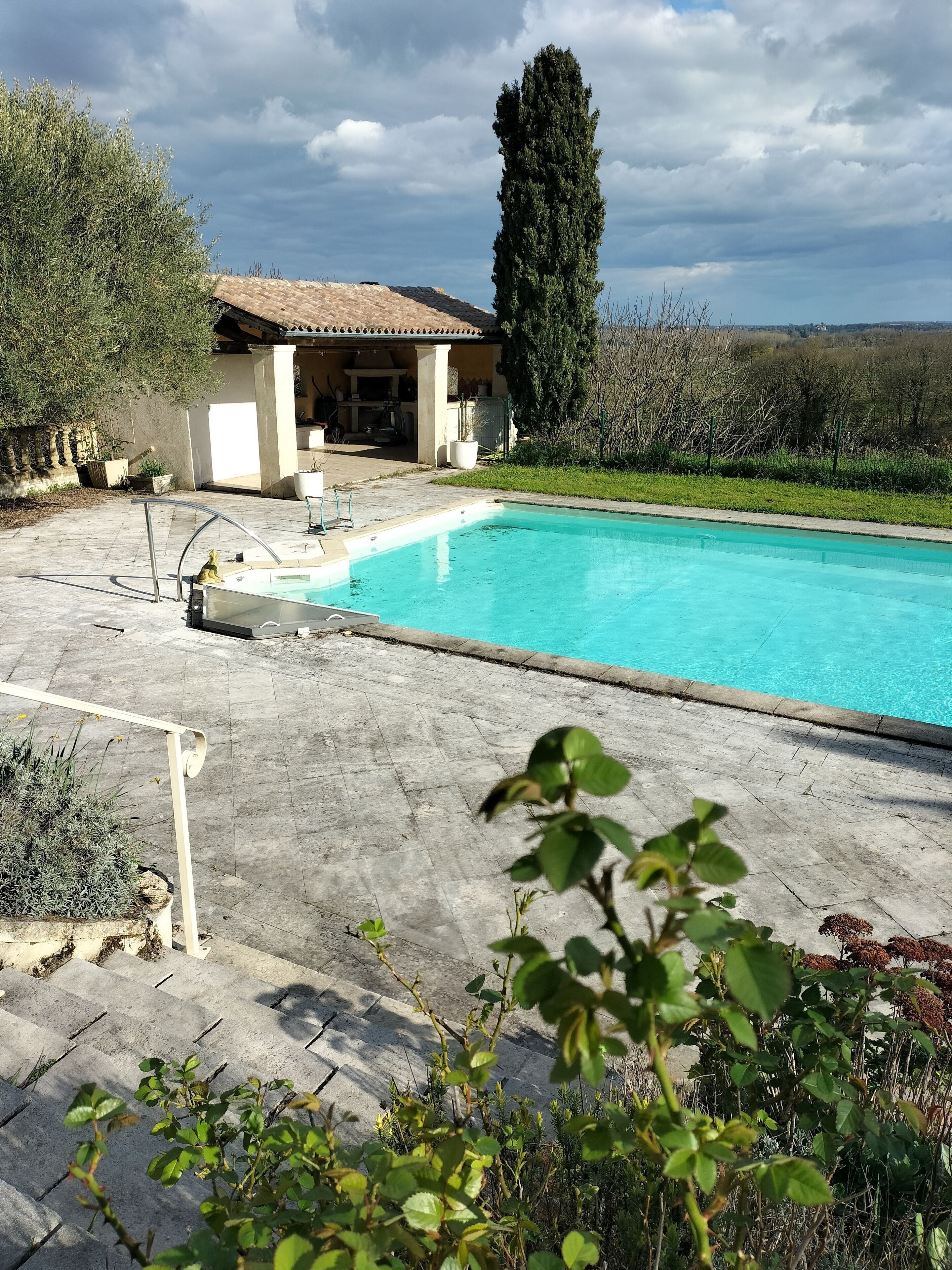 Piscine extérieure, piscine chauffée