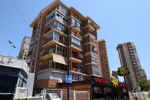 House - Oce3 3A in Benidorm With 2 Bedrooms and 1 Bathrooms (Benidorm)