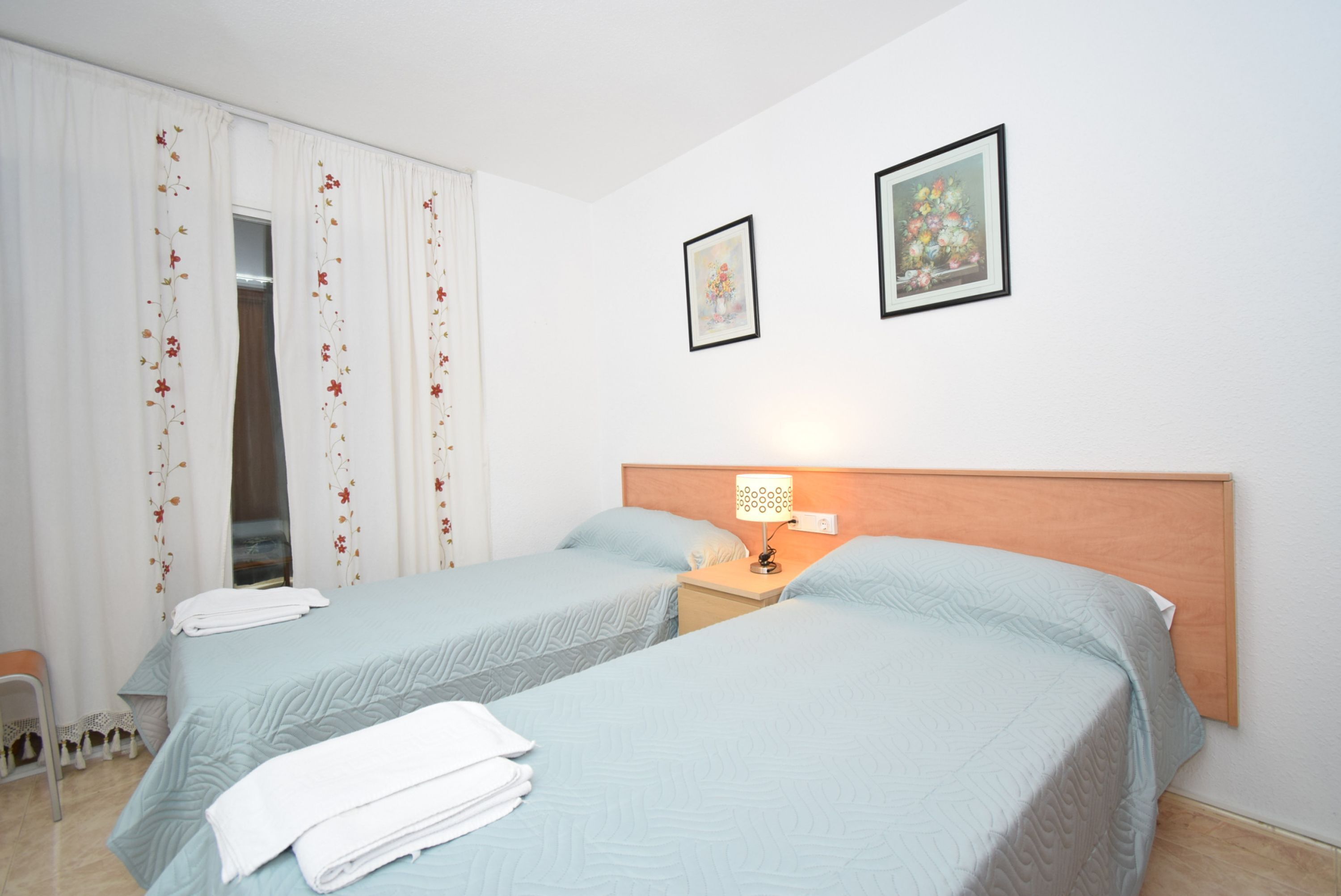 2 bedrooms