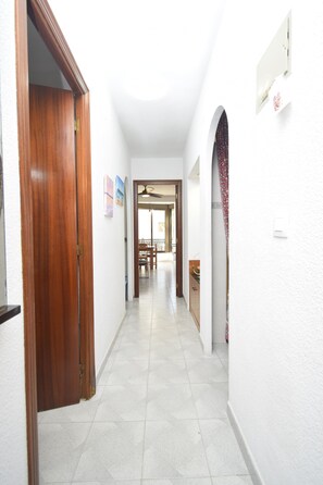 House - PAX C-1 in Benidorm With 1 Bedrooms and 1 Bathrooms (Benidorm)