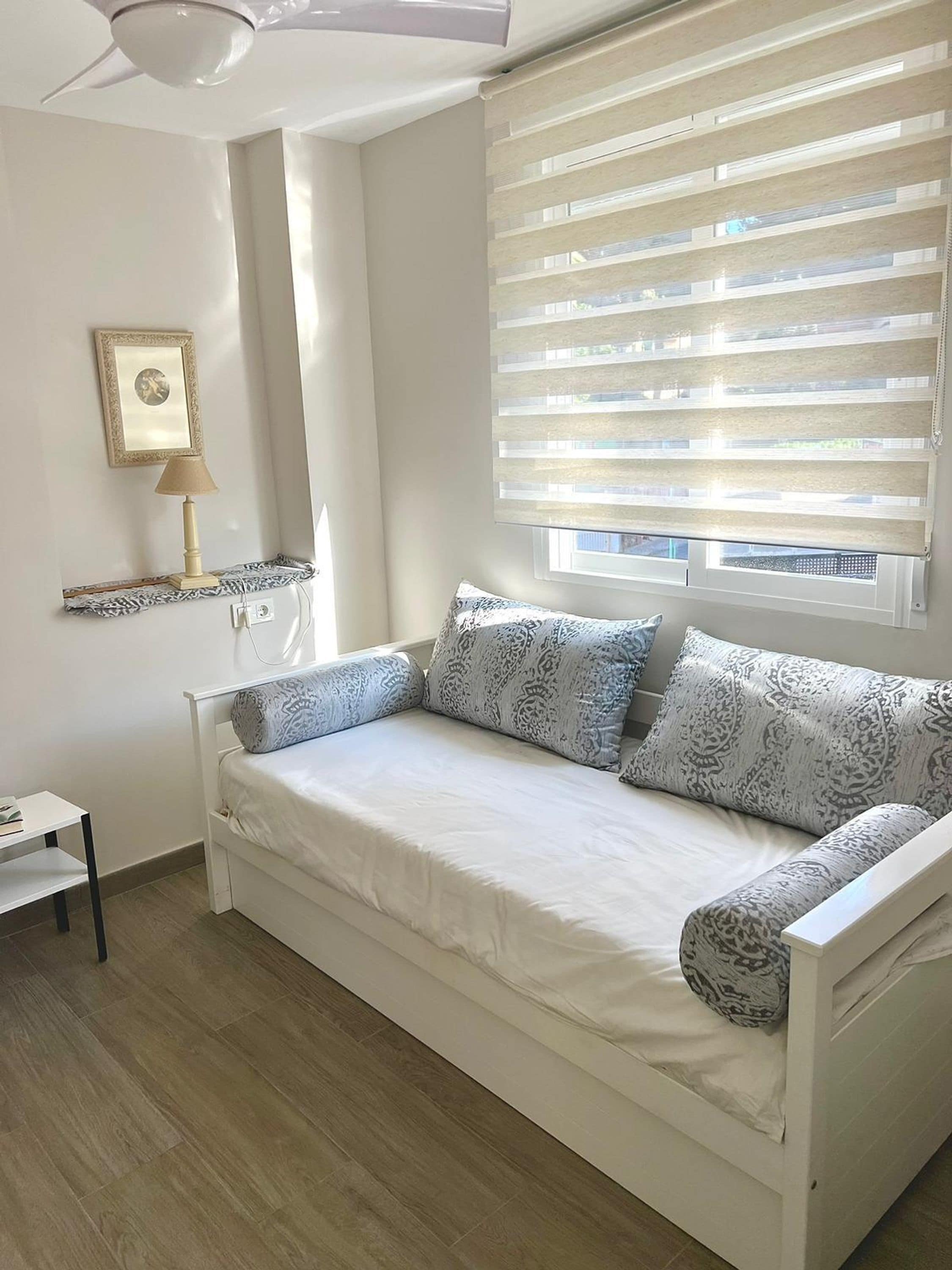 2 bedrooms