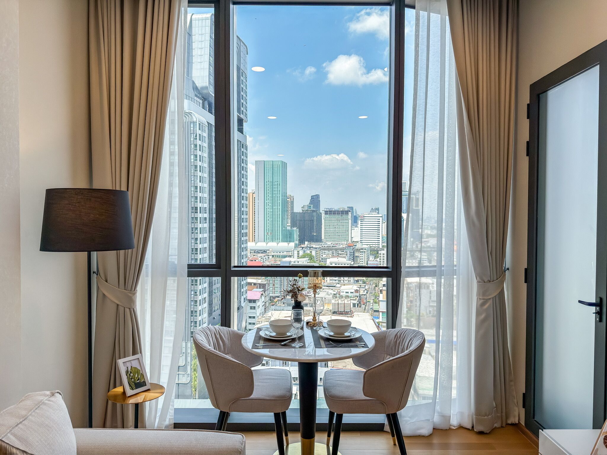 อพาร์ทเมนท์, 1 ห้องนอน, ระเบียง, วิวสวน | ภายใน