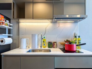 อพาร์ทเมนท์, 1 ห้องนอน, ระเบียง, วิวสวน | ภายใน