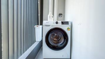 Apartment, 1 Bedroom, Balcony, Garden View | Interior