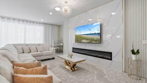Basic Villa | Living area - 10br Villa w/ Star Wars Theater & Game Room (Davenport)