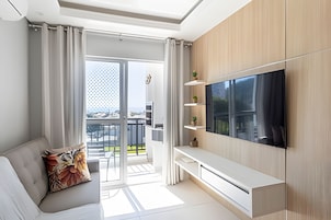 Apartamento familiar | Zona de estar | Una televisión